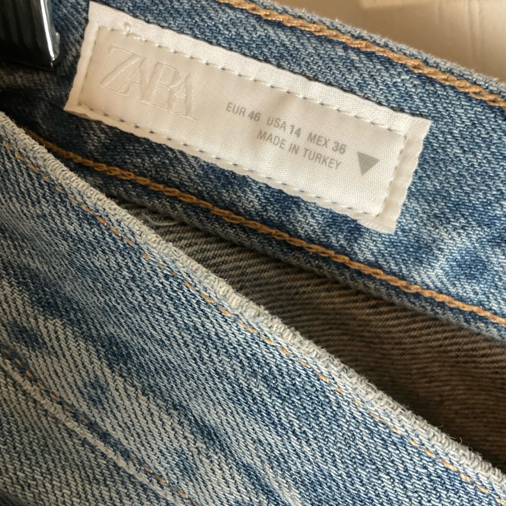 ZARA TRF ripped wide leg rhinestone Jeans Light Wash Distressed - Size US 14 - Picture 6 of 12